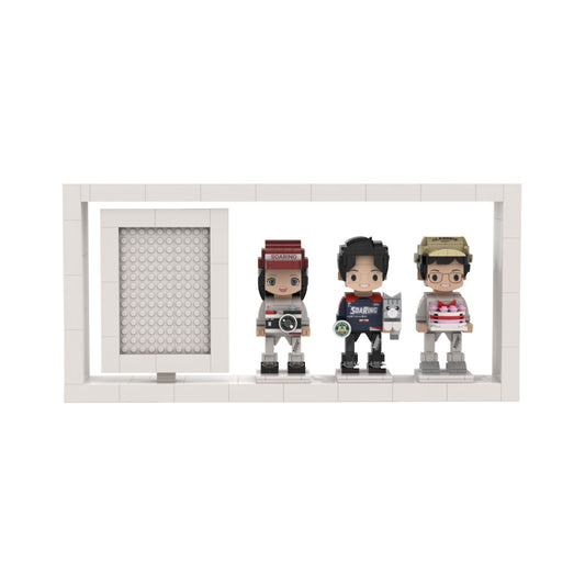 Friends and Family (3 Pax) Tinybrick with Portrait and Frame